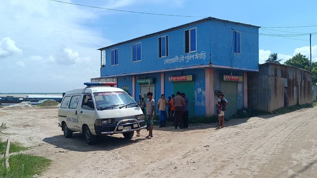পদ্মায় শাখা-চুড়ি পরা সনাতনী নারীর বীভৎস মরদেহ উদ্ধার